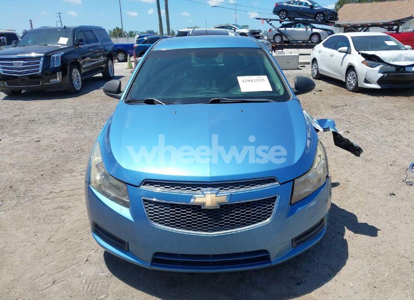 Photo 6 of 2012 Chevrolet Cruze LS (VIN 1G1PC5SH4C7116571)