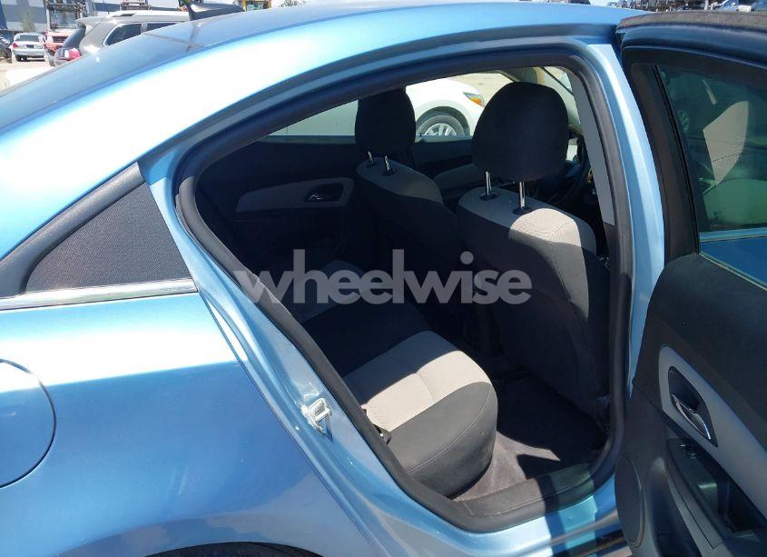 Photo 8 of 2012 Chevrolet Cruze LS (VIN 1G1PC5SH4C7116571)