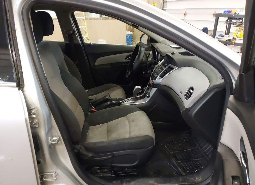 Photo 5 of 2012 Chevrolet Cruze LS (VIN 1G1PC5SH4C7176740)