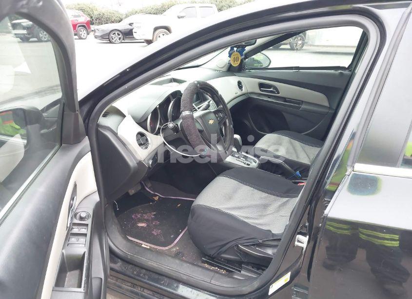 Photo 5 of 2012 Chevrolet Cruze LS (VIN 1G1PC5SH4C7191691)