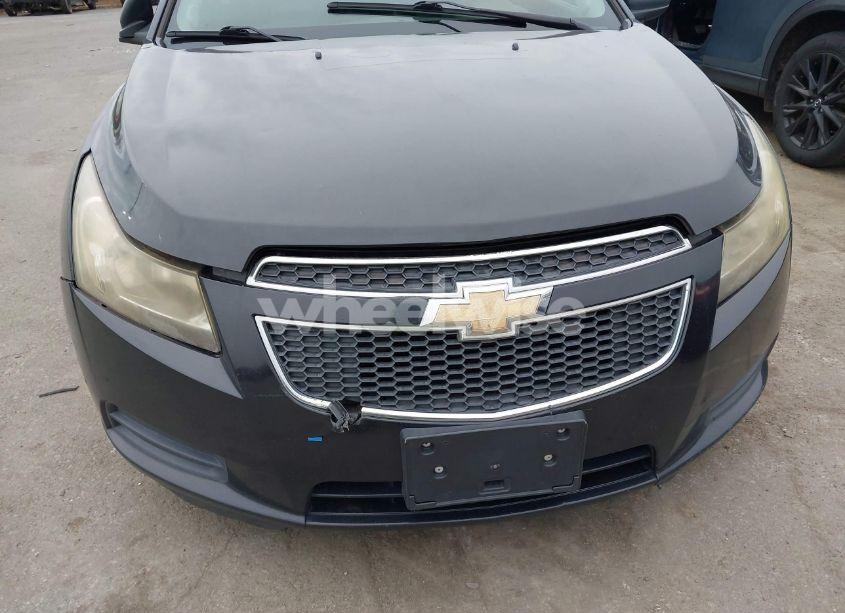 Photo 6 of 2012 Chevrolet Cruze LS (VIN 1G1PC5SH4C7191691)