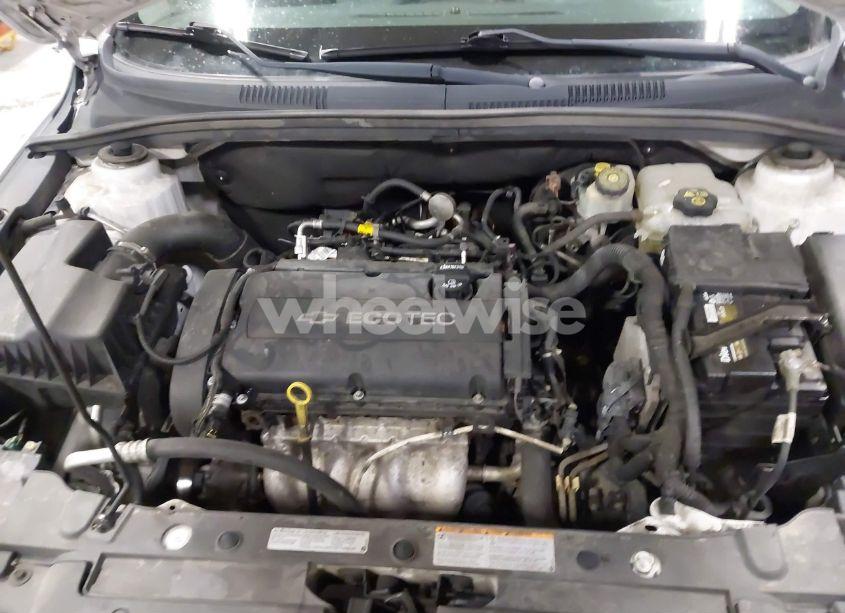 Photo 10 of 2012 Chevrolet Cruze LS (VIN 1G1PC5SH4C7242669)