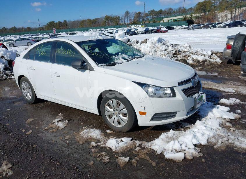 2012 Chevrolet Cruze LS (VIN 1G1PC5SH4C7254904) main photo