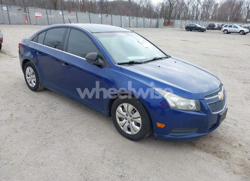 2012 Chevrolet Cruze LS (VIN 1G1PC5SH4C7274845) main photo