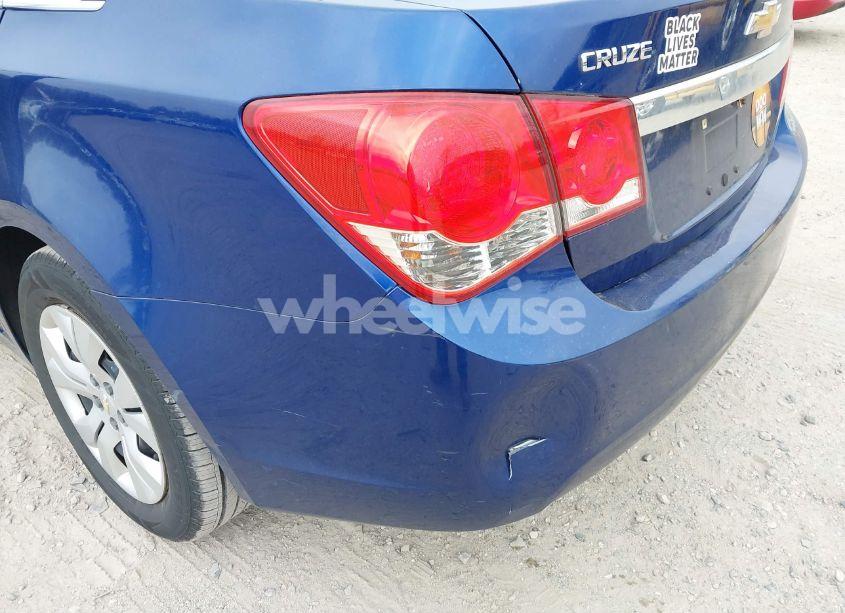 Photo 12 of 2012 Chevrolet Cruze LS (VIN 1G1PC5SH4C7274845)