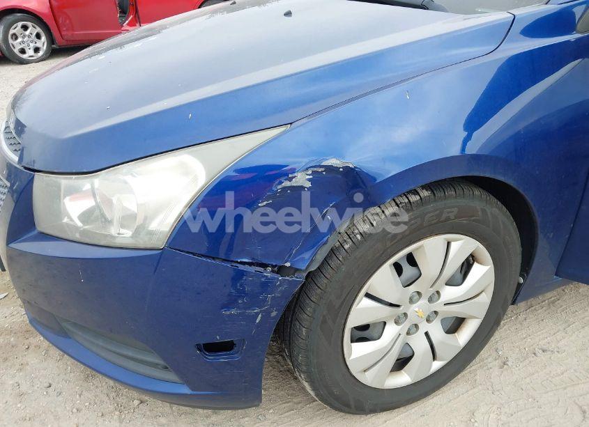 Photo 6 of 2012 Chevrolet Cruze LS (VIN 1G1PC5SH4C7274845)