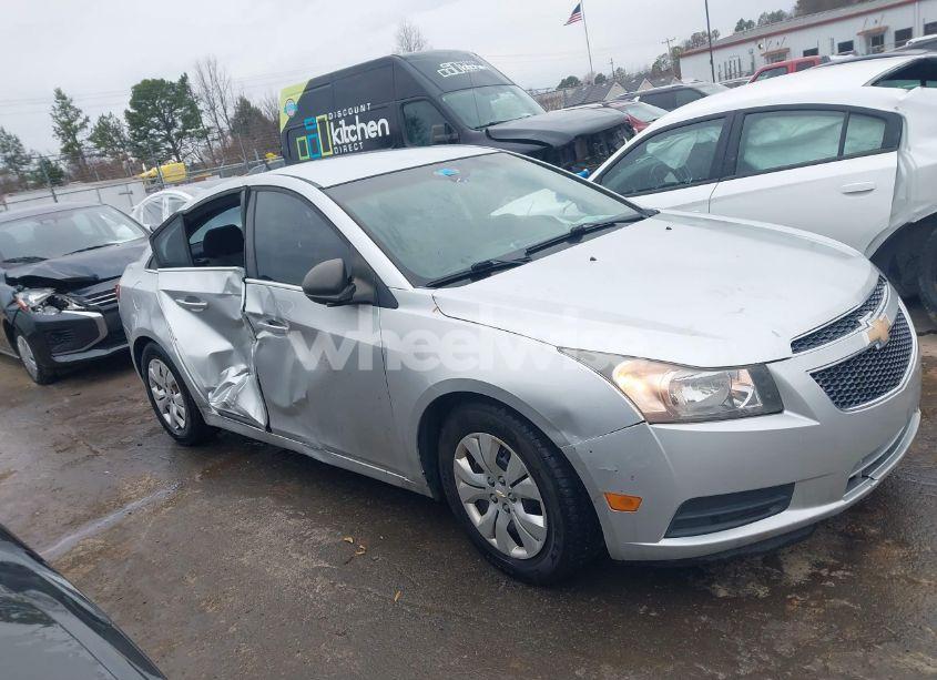 Photo 13 of 2012 Chevrolet Cruze LS (VIN 1G1PC5SH4C7288440)