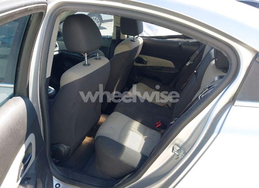 Photo 8 of 2012 Chevrolet Cruze LS (VIN 1G1PC5SH4C7288440)