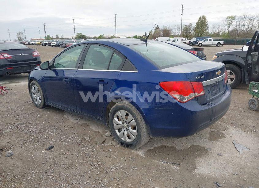 Photo 3 of 2012 Chevrolet Cruze LS (VIN 1G1PC5SH4C7291144)