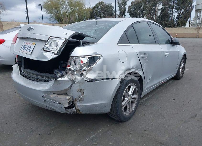 Photo 4 of 2012 Chevrolet Cruze LS (VIN 1G1PC5SH4C7300442)