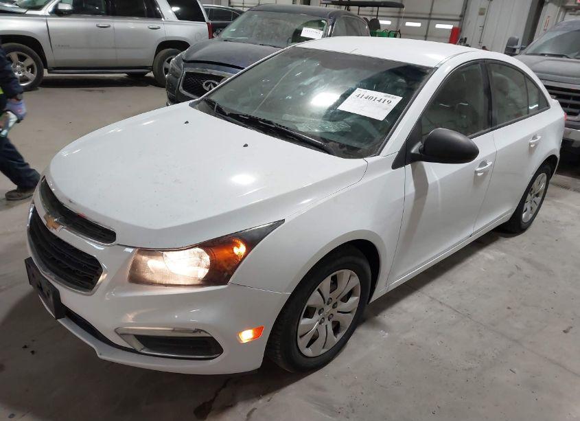 Photo 2 of 2016 Chevrolet Cruze LIMITED LS AUTO (VIN 1G1PC5SH4G7114275)