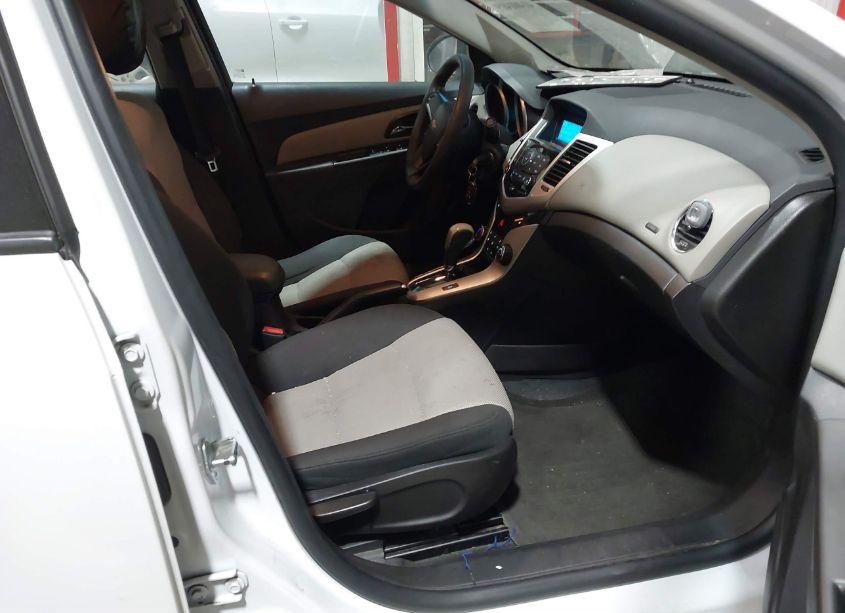 Photo 5 of 2016 Chevrolet Cruze LIMITED LS AUTO (VIN 1G1PC5SH4G7114275)