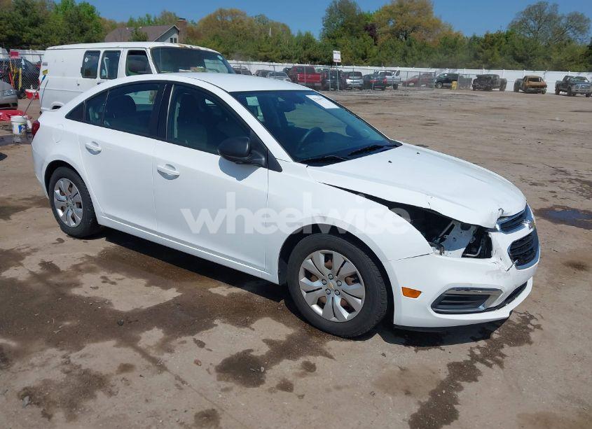 2016 Chevrolet Cruze LIMITED LS AUTO (VIN 1G1PC5SH4G7163878) main photo