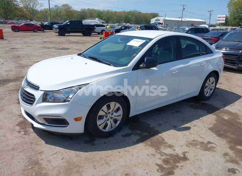 Photo 2 of 2016 Chevrolet Cruze LIMITED LS AUTO (VIN 1G1PC5SH4G7163878)