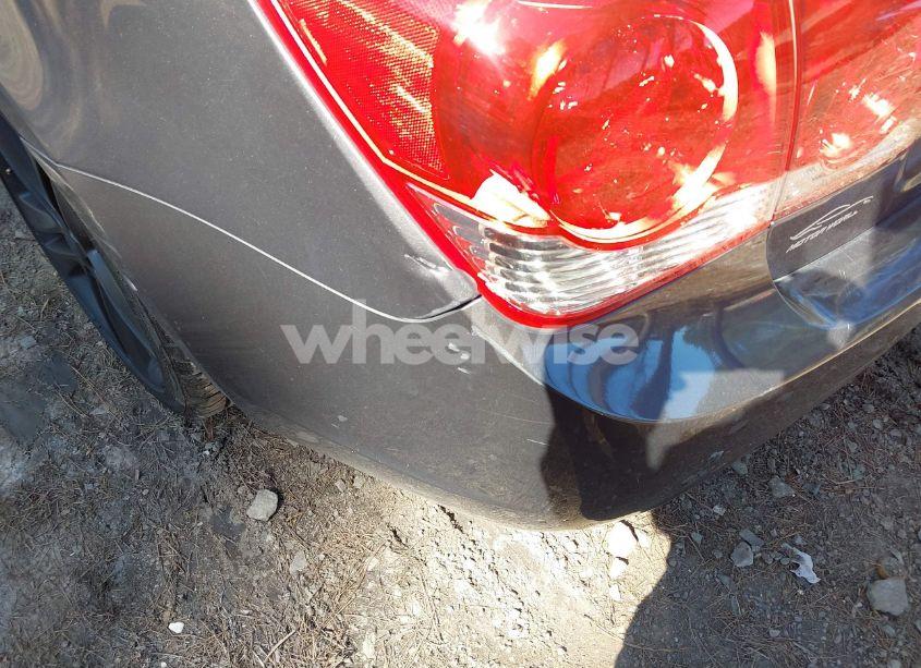 Photo 6 of 2011 Chevrolet Cruze LS (VIN 1G1PC5SH5B7101270)