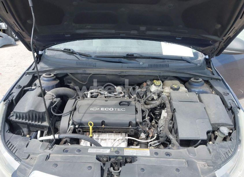 Photo 10 of 2011 Chevrolet Cruze LS (VIN 1G1PC5SH5B7190371)