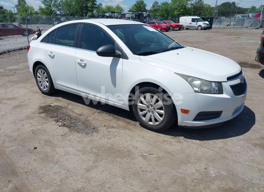 2011 Chevrolet Cruze LS (VIN 1G1PC5SH5B7224728) main photo