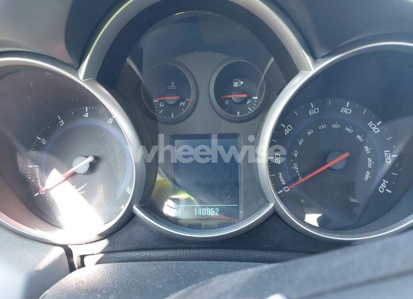 Photo 7 of 2011 Chevrolet Cruze LS (VIN 1G1PC5SH5B7254232)