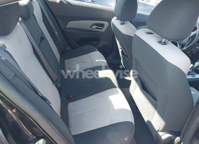 Photo 8 of 2011 Chevrolet Cruze LS (VIN 1G1PC5SH5B7254232)