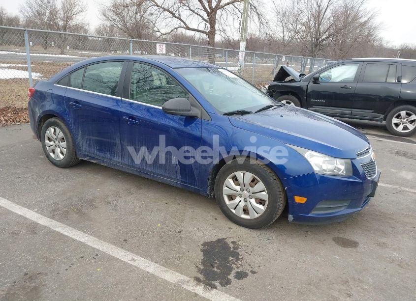 2012 Chevrolet Cruze LS (VIN 1G1PC5SH5C7194552) main photo