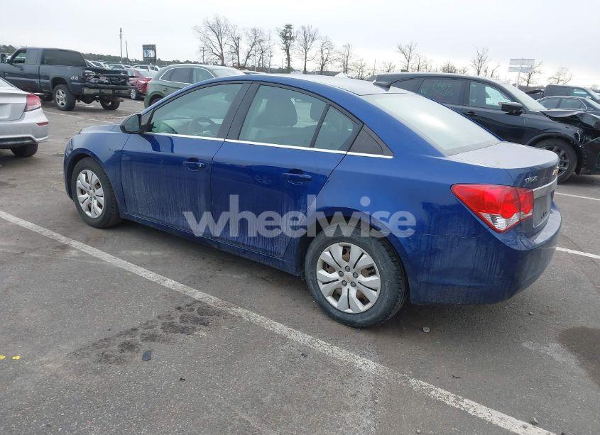Photo 3 of 2012 Chevrolet Cruze LS (VIN 1G1PC5SH5C7194552)