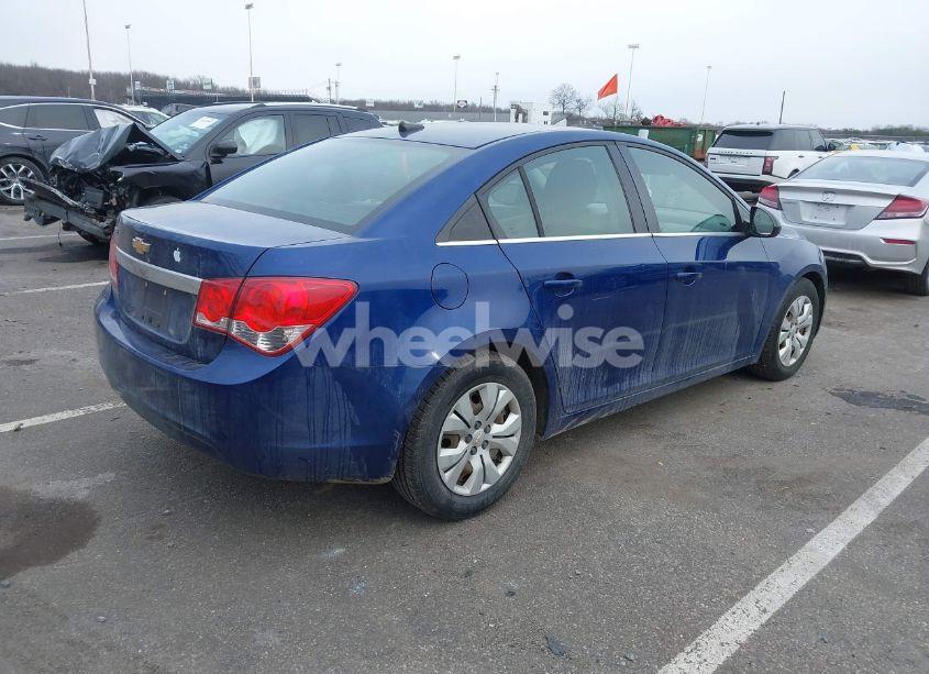 Photo 4 of 2012 Chevrolet Cruze LS (VIN 1G1PC5SH5C7194552)