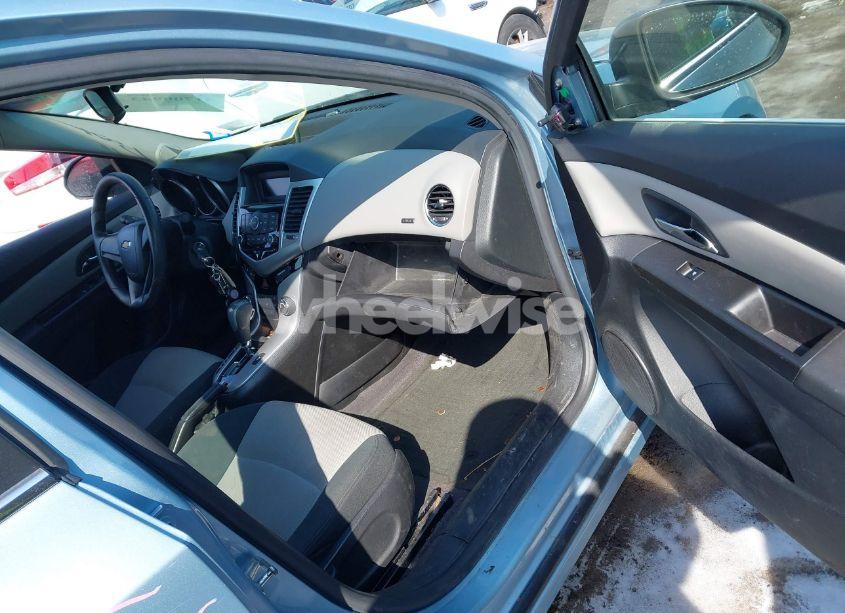 Photo 5 of 2012 Chevrolet Cruze LS (VIN 1G1PC5SH5C7206117)
