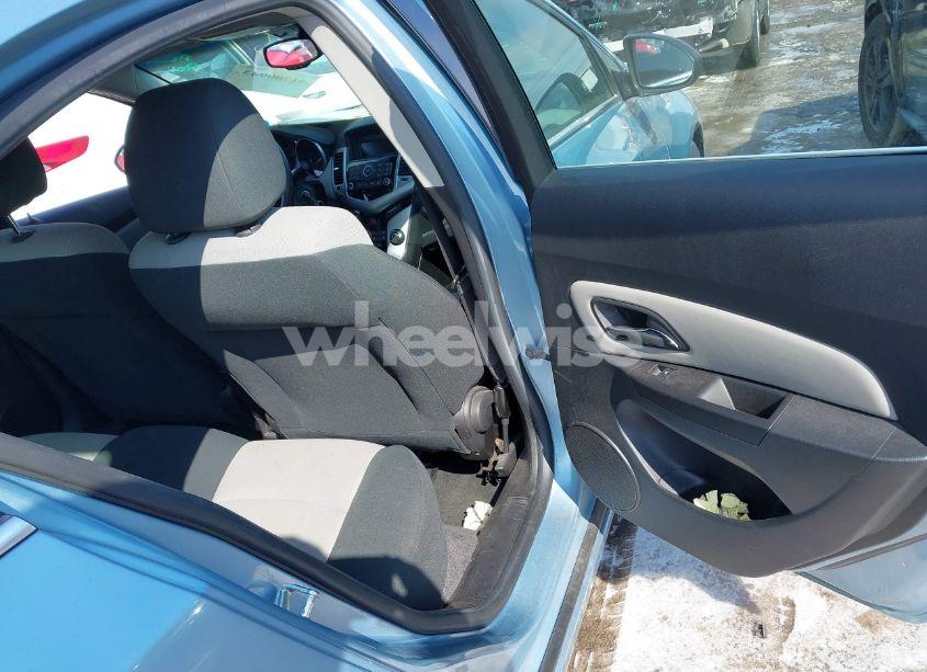 Photo 8 of 2012 Chevrolet Cruze LS (VIN 1G1PC5SH5C7206117)