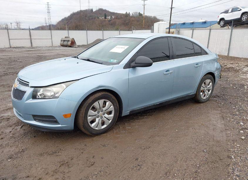 Photo 2 of 2012 Chevrolet Cruze LS (VIN 1G1PC5SH5C7258931)