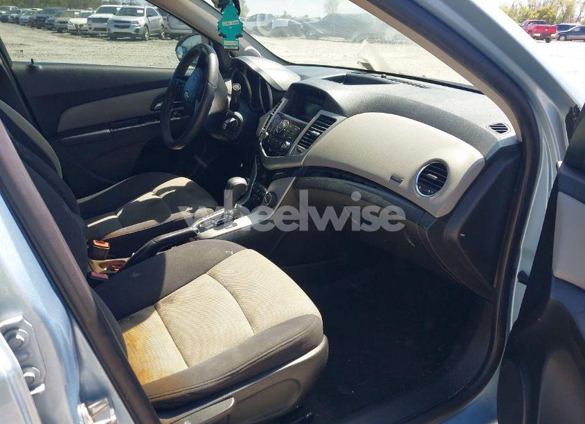 Photo 5 of 2012 Chevrolet Cruze LS (VIN 1G1PC5SH5C7286373)