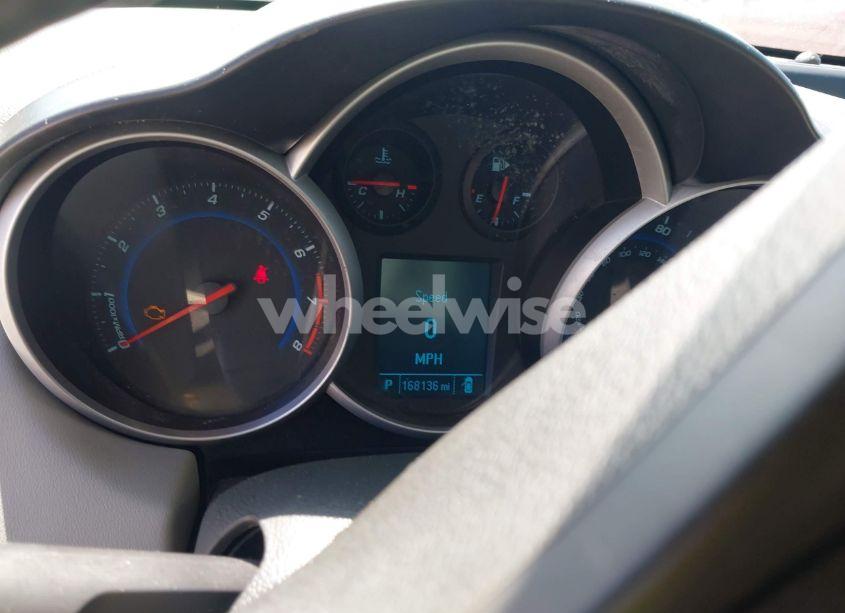 Photo 7 of 2012 Chevrolet Cruze LS (VIN 1G1PC5SH5C7286373)