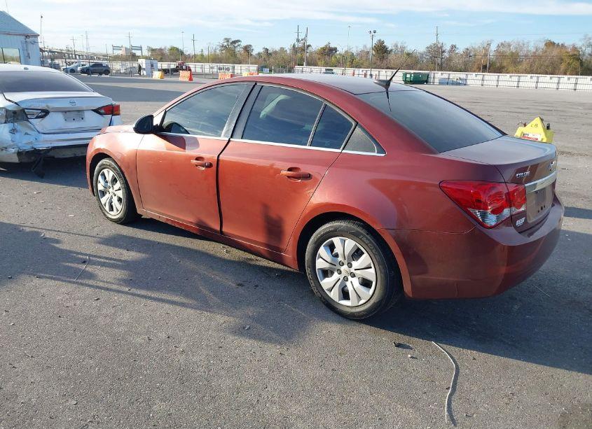 Photo 3 of 2012 Chevrolet Cruze LS (VIN 1G1PC5SH5C7400551)