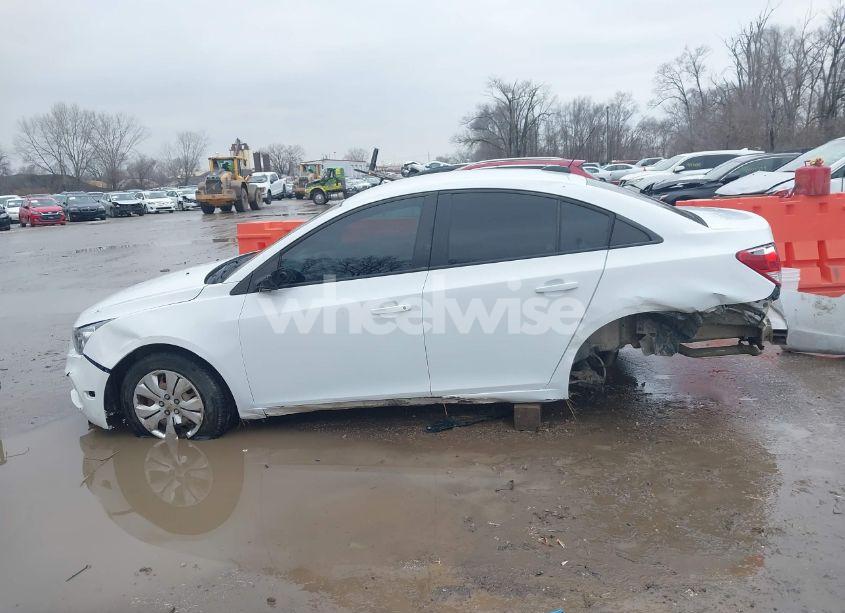 Photo 15 of 2016 Chevrolet Cruze LIMITED LS AUTO (VIN 1G1PC5SH5G7138889)