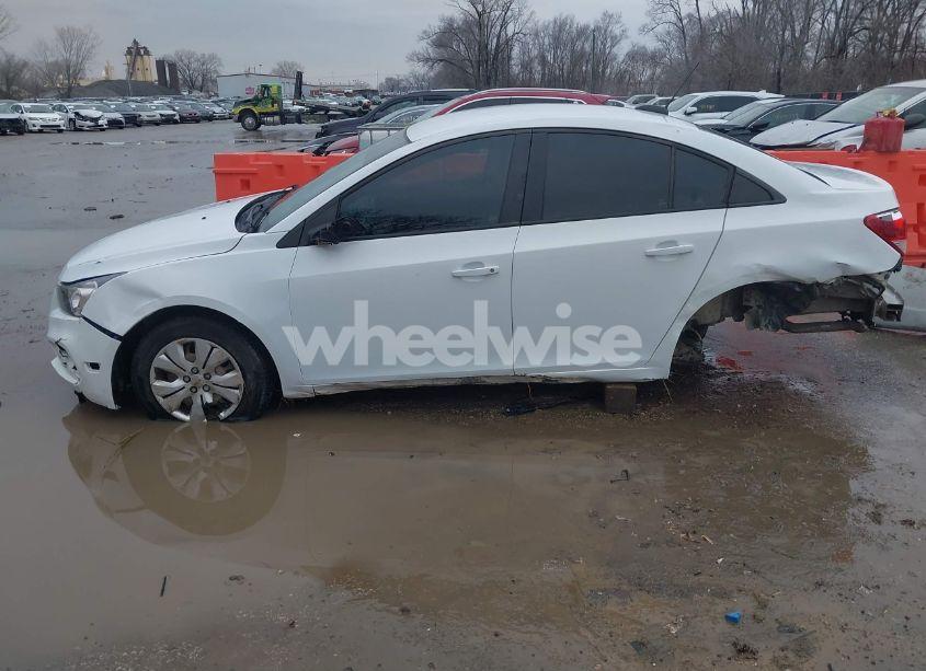 Photo 6 of 2016 Chevrolet Cruze LIMITED LS AUTO (VIN 1G1PC5SH5G7138889)