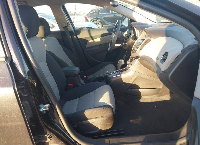 Photo 5 of 2016 Chevrolet Cruze LIMITED LS AUTO (VIN 1G1PC5SH5G7146846)