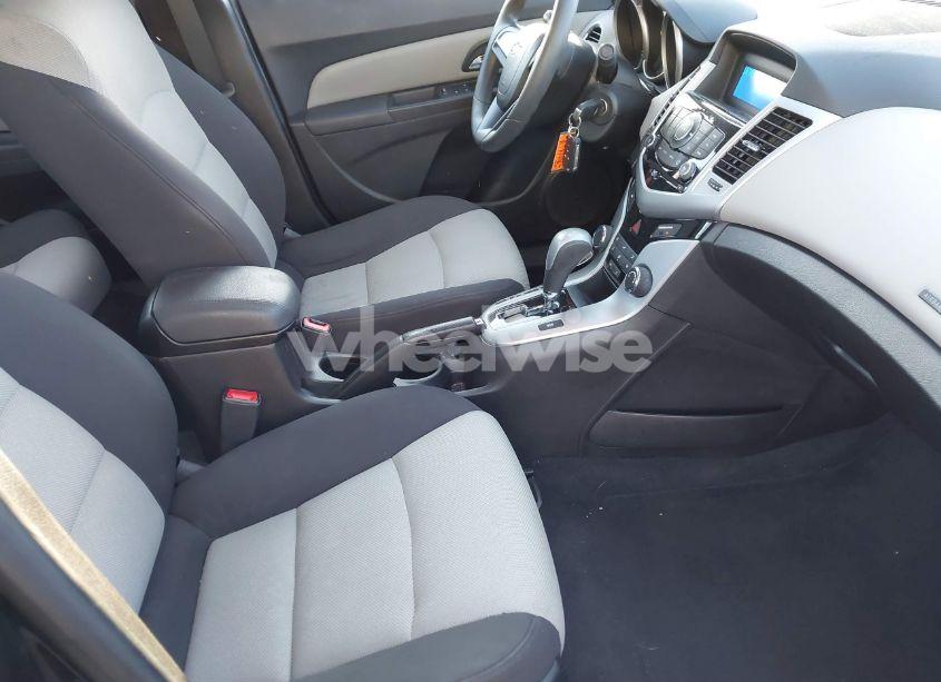 Photo 5 of 2016 Chevrolet Cruze LIMITED LS AUTO (VIN 1G1PC5SH5G7181676)