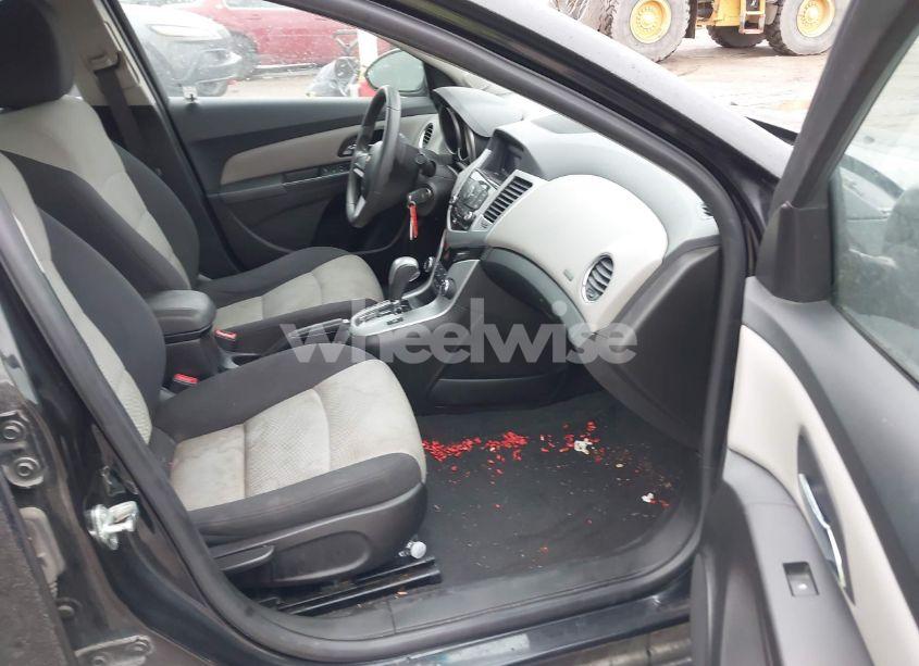 Photo 5 of 2016 Chevrolet Cruze LIMITED LS AUTO (VIN 1G1PC5SH5G7215941)