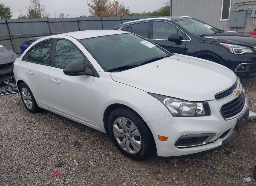2016 Chevrolet Cruze LIMITED LS AUTO (VIN 1G1PC5SH5G7220993) main photo
