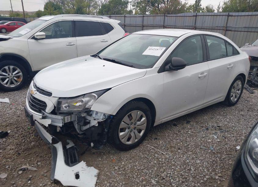 Photo 2 of 2016 Chevrolet Cruze LIMITED LS AUTO (VIN 1G1PC5SH5G7220993)