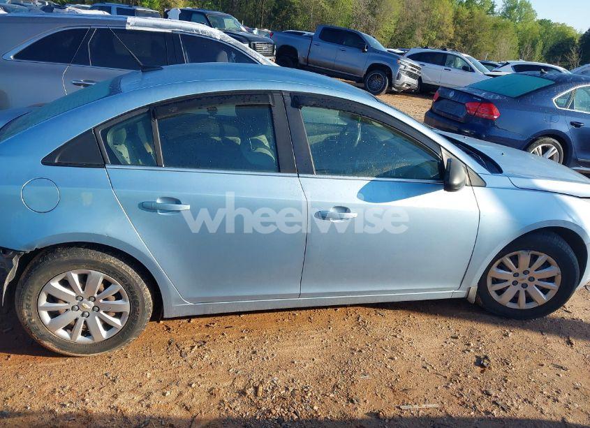 Photo 13 of 2011 Chevrolet Cruze LS (VIN 1G1PC5SH6B7267488)