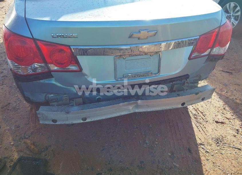 Photo 6 of 2011 Chevrolet Cruze LS (VIN 1G1PC5SH6B7267488)