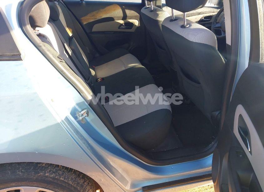 Photo 8 of 2011 Chevrolet Cruze LS (VIN 1G1PC5SH6B7267488)