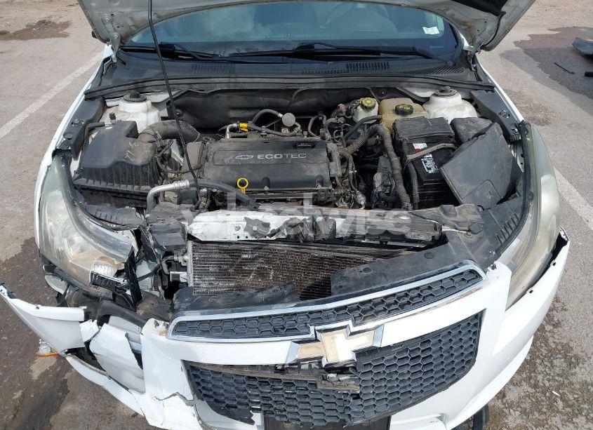 Photo 10 of 2011 Chevrolet Cruze LS (VIN 1G1PC5SH6B7274134)