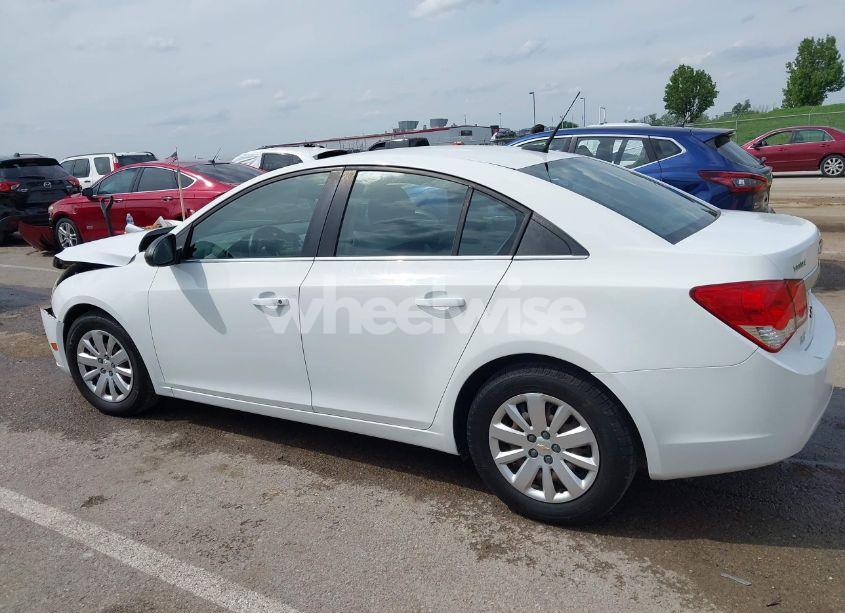 Photo 14 of 2011 Chevrolet Cruze LS (VIN 1G1PC5SH6B7274134)