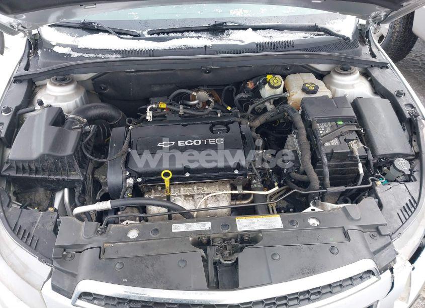 Photo 10 of 2012 Chevrolet Cruze LS (VIN 1G1PC5SH6C7101909)