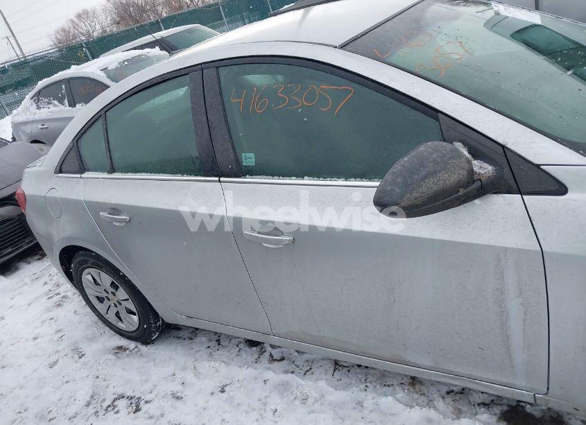 Photo 13 of 2012 Chevrolet Cruze LS (VIN 1G1PC5SH6C7101909)