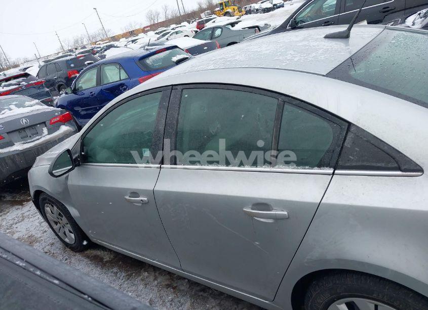 Photo 14 of 2012 Chevrolet Cruze LS (VIN 1G1PC5SH6C7101909)