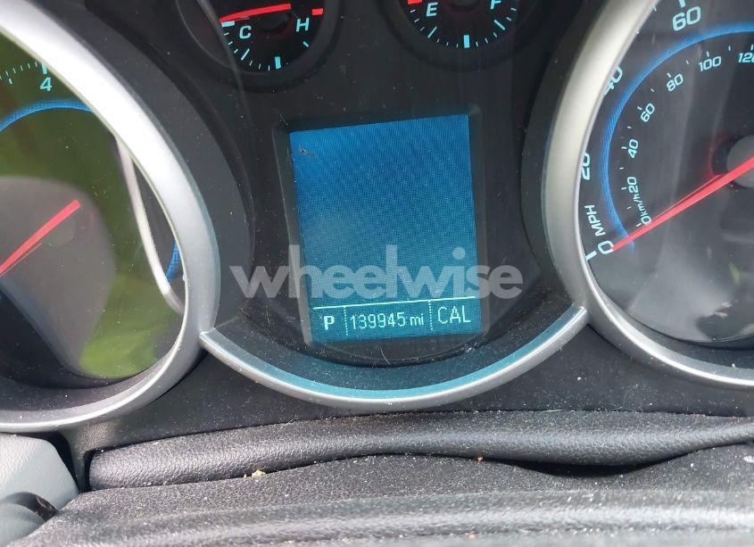 Photo 7 of 2012 Chevrolet Cruze LS (VIN 1G1PC5SH6C7101909)