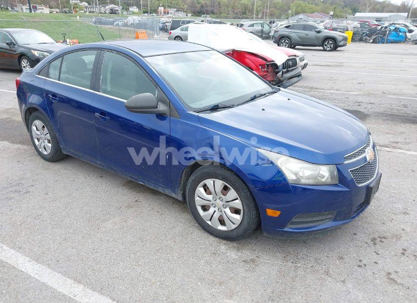 2012 Chevrolet Cruze LS (VIN 1G1PC5SH6C7118998) main photo