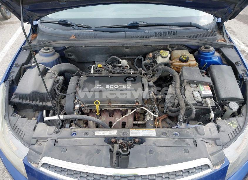 Photo 10 of 2012 Chevrolet Cruze LS (VIN 1G1PC5SH6C7118998)